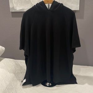 Lululemon poncho